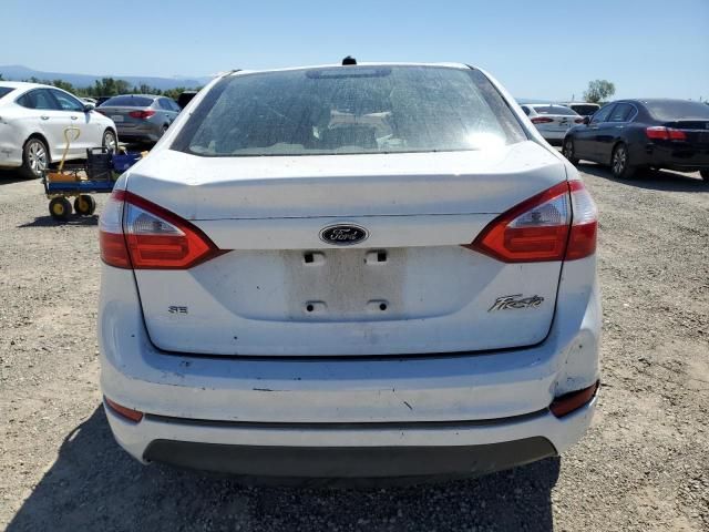 2014 Ford Fiesta SE