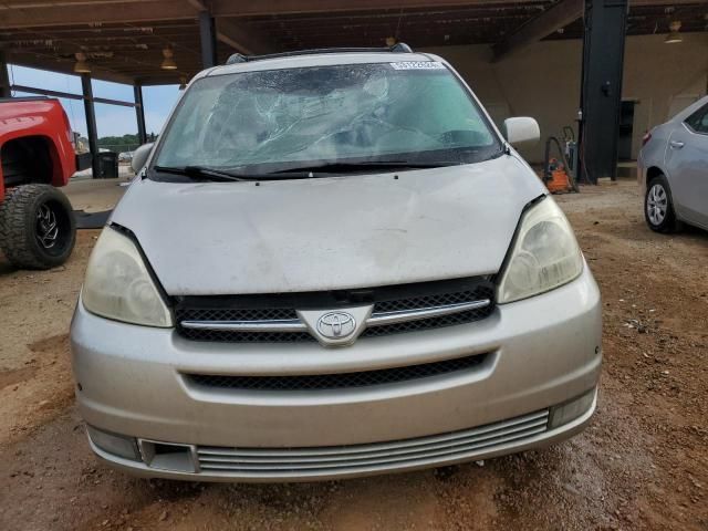 2005 Toyota Sienna XLE