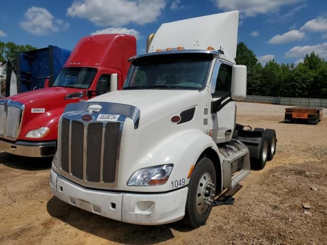 2016 Peterbilt 579