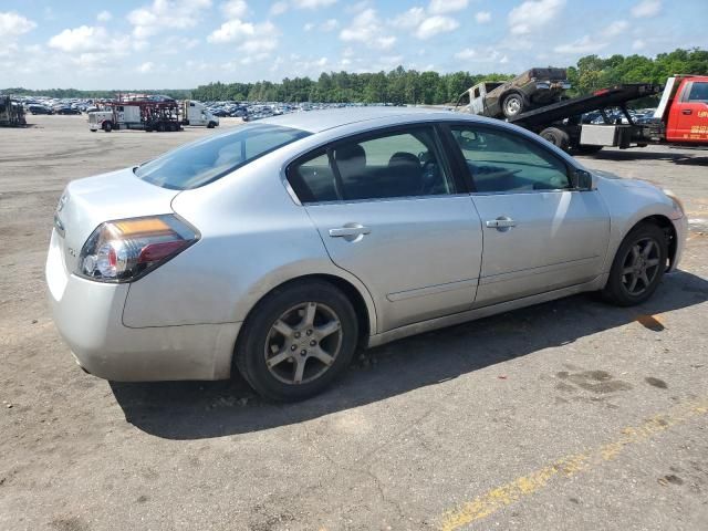 2010 Nissan Altima Base