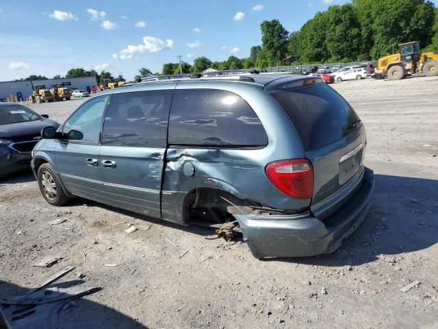 2005 Chrysler Town & Country Limited