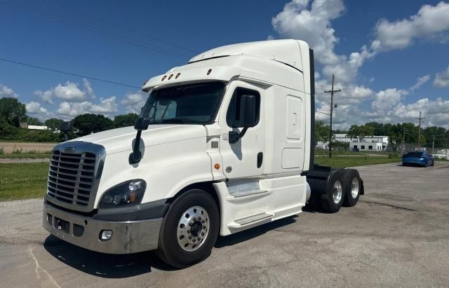 2018 Freightliner Cascadia 125