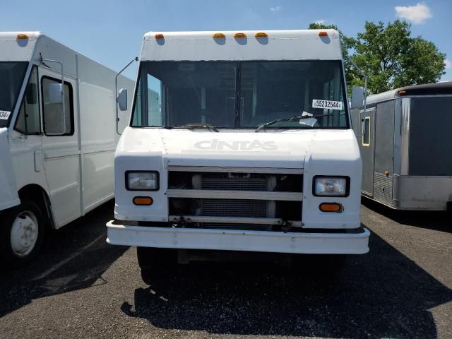 1999 Freightliner Chassis M Line WALK-IN Van