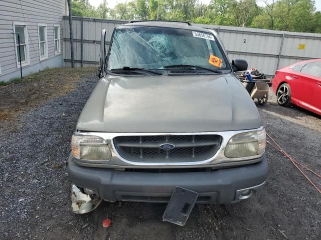 2000 Ford Explorer XLT