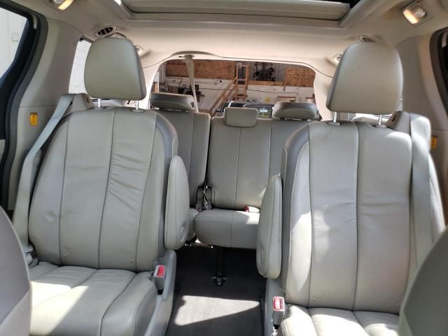 2012 Toyota Sienna XLE