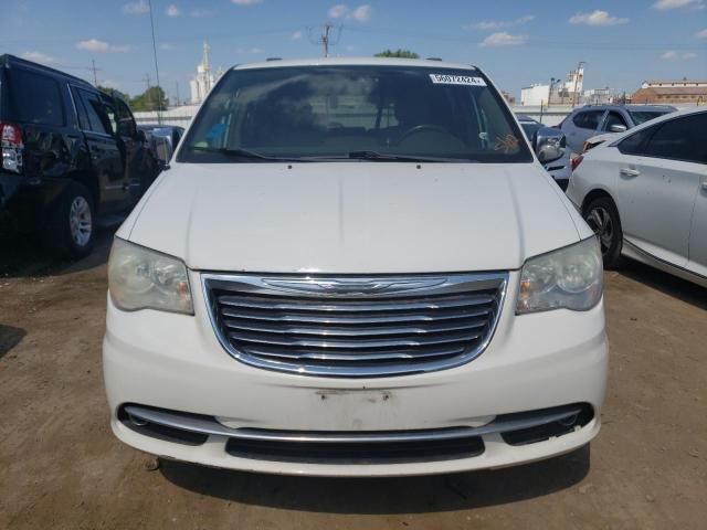 2012 Chrysler Town & Country Touring L