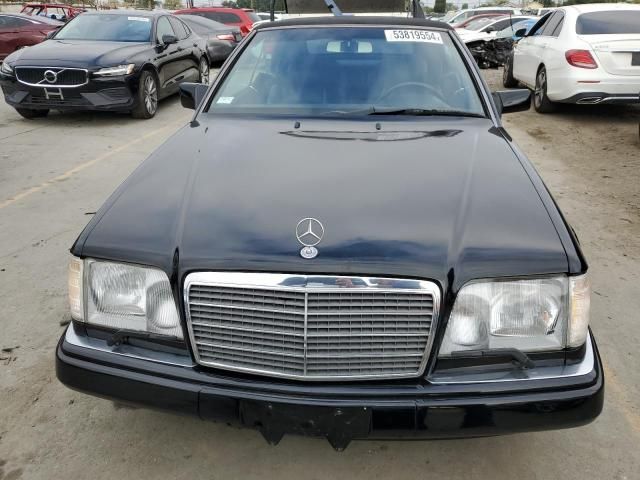 1995 Mercedes-Benz E 320