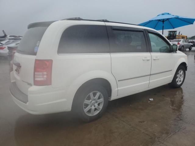 2010 Chrysler Town & Country Touring