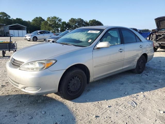 2004 Toyota Camry LE