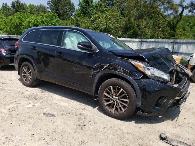 2018 Toyota Highlander SE