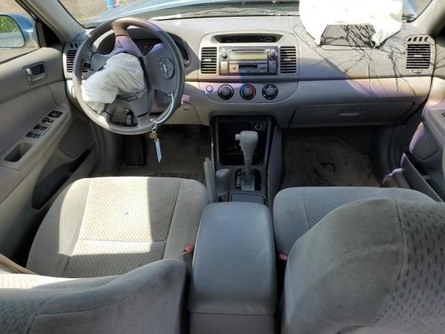 2004 Toyota Camry LE