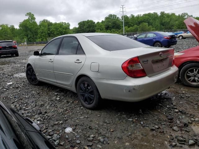 2004 Toyota Camry LE