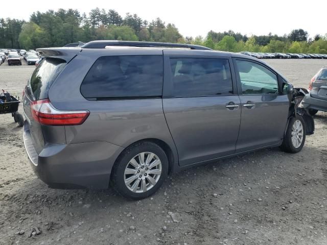 2017 Toyota Sienna XLE