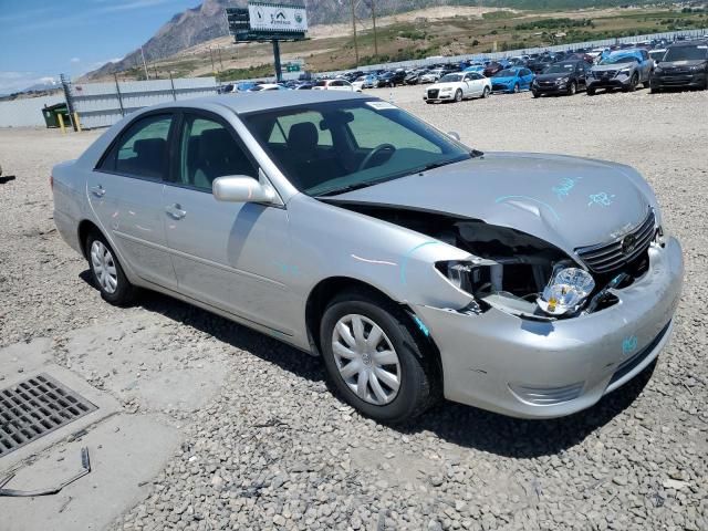 2005 Toyota Camry LE