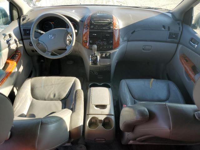 2006 Toyota Sienna XLE