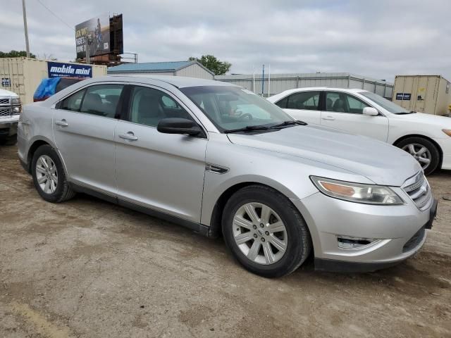 2011 Ford Taurus SE