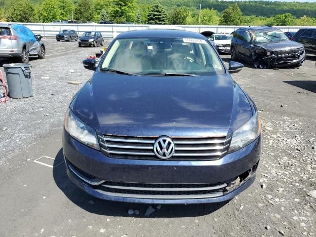 2012 Volkswagen Passat SE