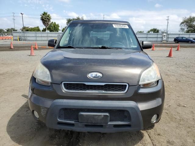 2010 KIA Soul +