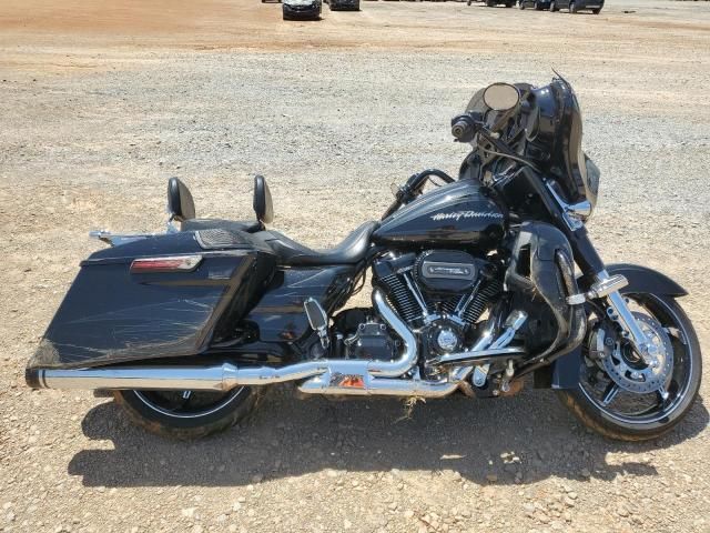 2017 Harley-Davidson Flhxse CVO Street Glide