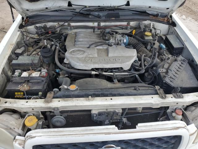 2001 Nissan Pathfinder LE