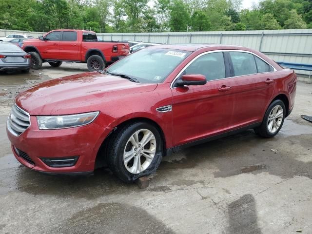 2015 Ford Taurus SEL