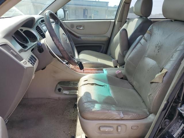 2004 Toyota Highlander Base