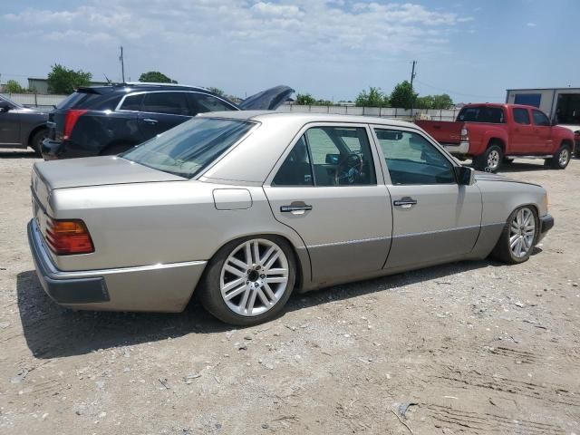 1993 Mercedes-Benz 300 E