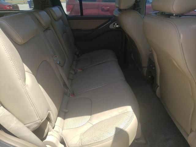 2006 Nissan Pathfinder LE