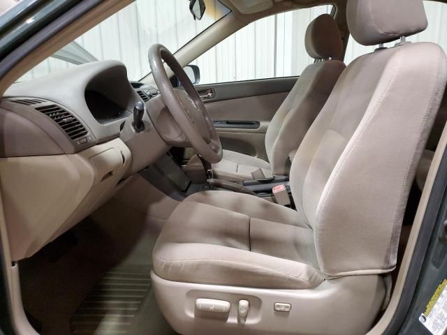 2005 Toyota Camry LE