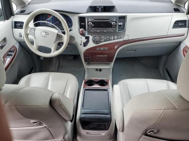 2011 Toyota Sienna XLE