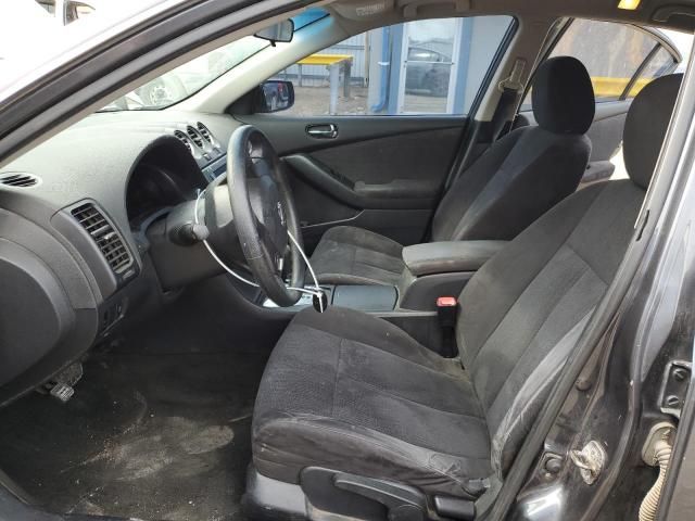 2010 Nissan Altima Base