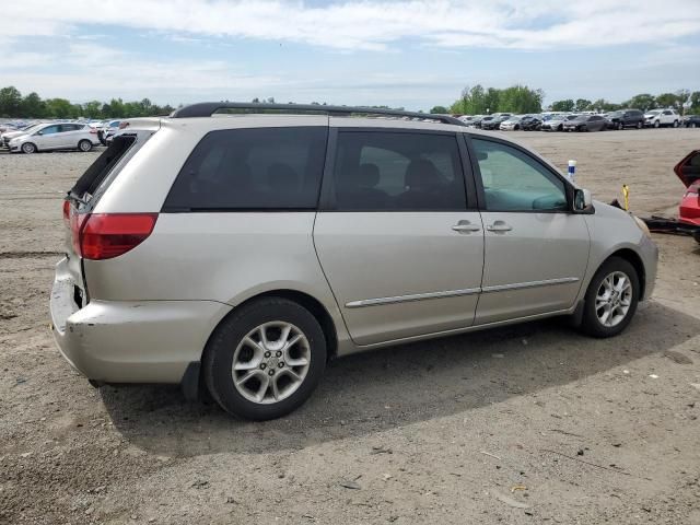 2005 Toyota Sienna XLE