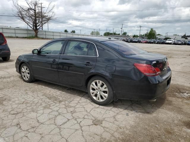 2010 Toyota Avalon XL