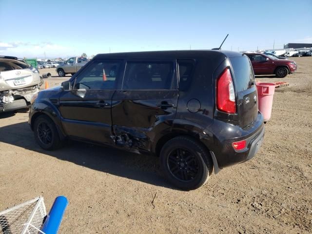 2013 KIA Soul +