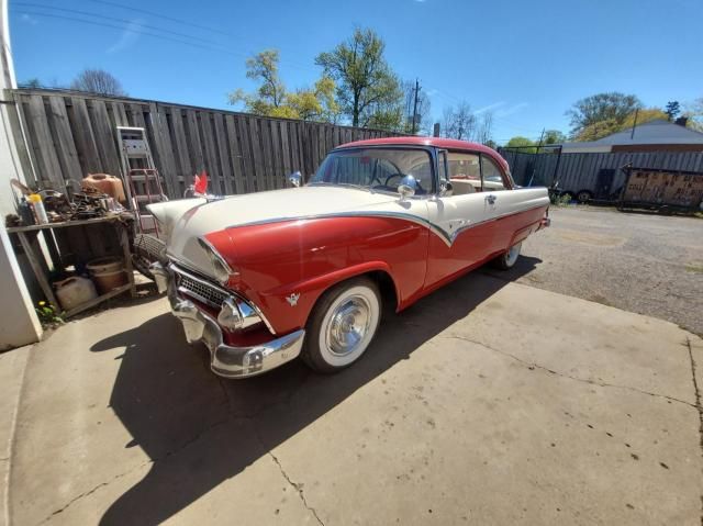 1955 Ford Victoria