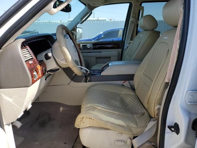 2004 Lincoln Navigator