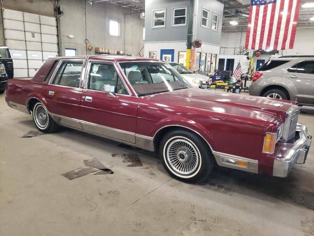 1989 Lincoln Town Car Signature