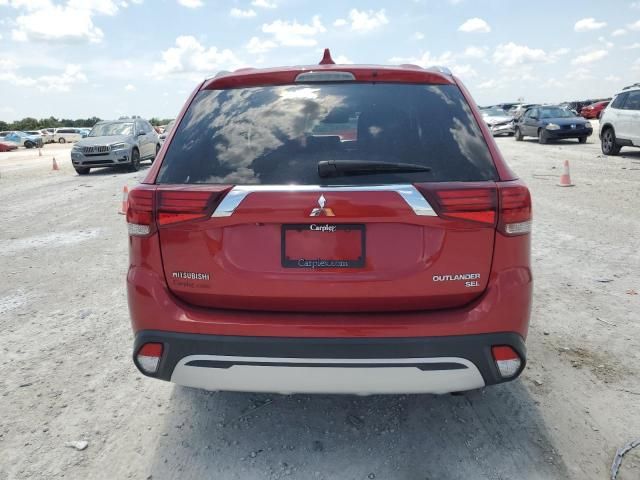 2019 Mitsubishi Outlander SE