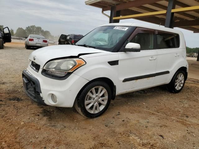 2013 KIA Soul +