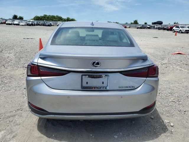 2022 Lexus ES 300H Base