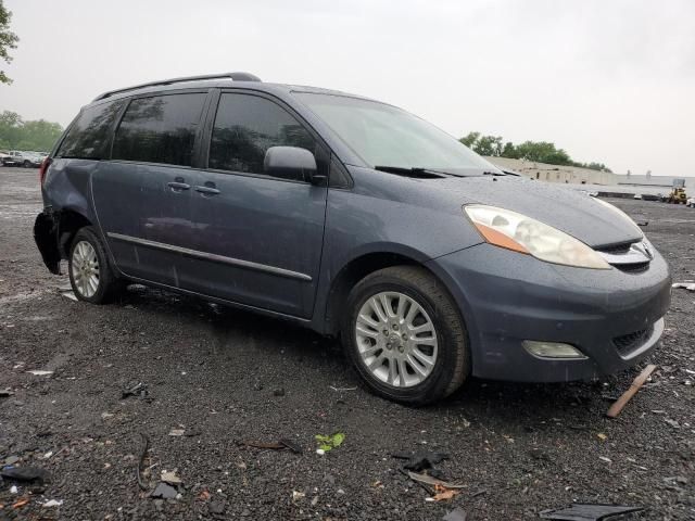 2008 Toyota Sienna XLE