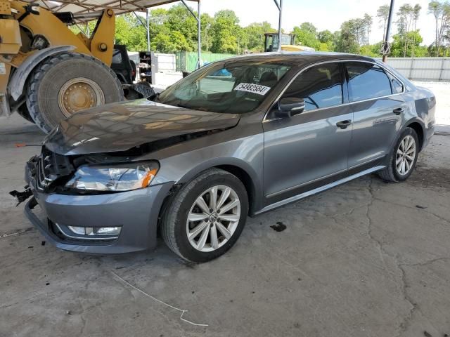 2013 Volkswagen Passat SEL