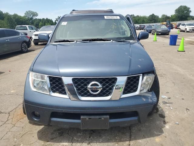 2007 Nissan Pathfinder LE