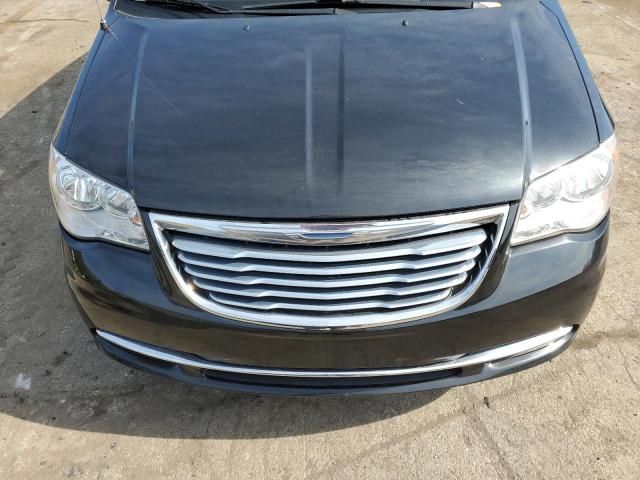 2015 Chrysler Town & Country Touring