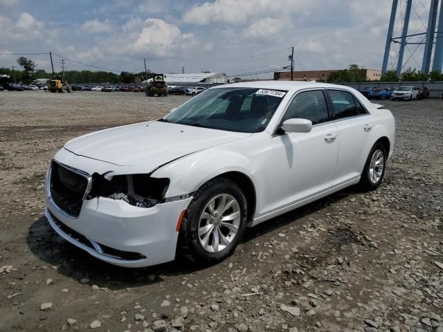 2015 Chrysler 300 Limited