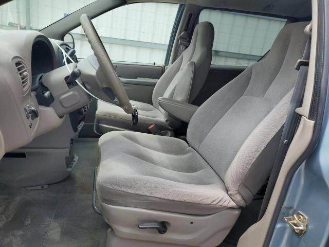 2003 Dodge Caravan SE