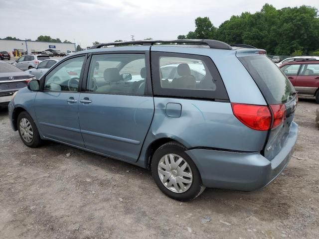 2007 Toyota Sienna CE