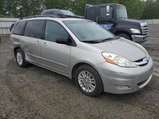 2007 Toyota Sienna XLE