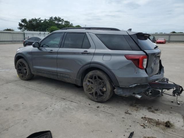 2022 Ford Explorer ST-Line