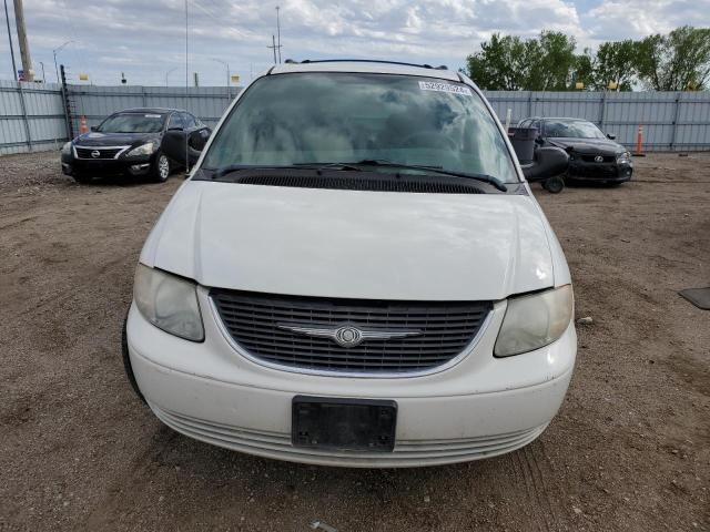 2003 Chrysler Town & Country LX